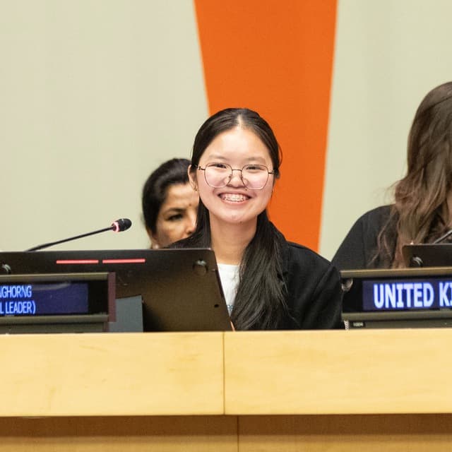 Menghorng Kao - SHE-Can Scholar | Co-founder, STEMUNITY